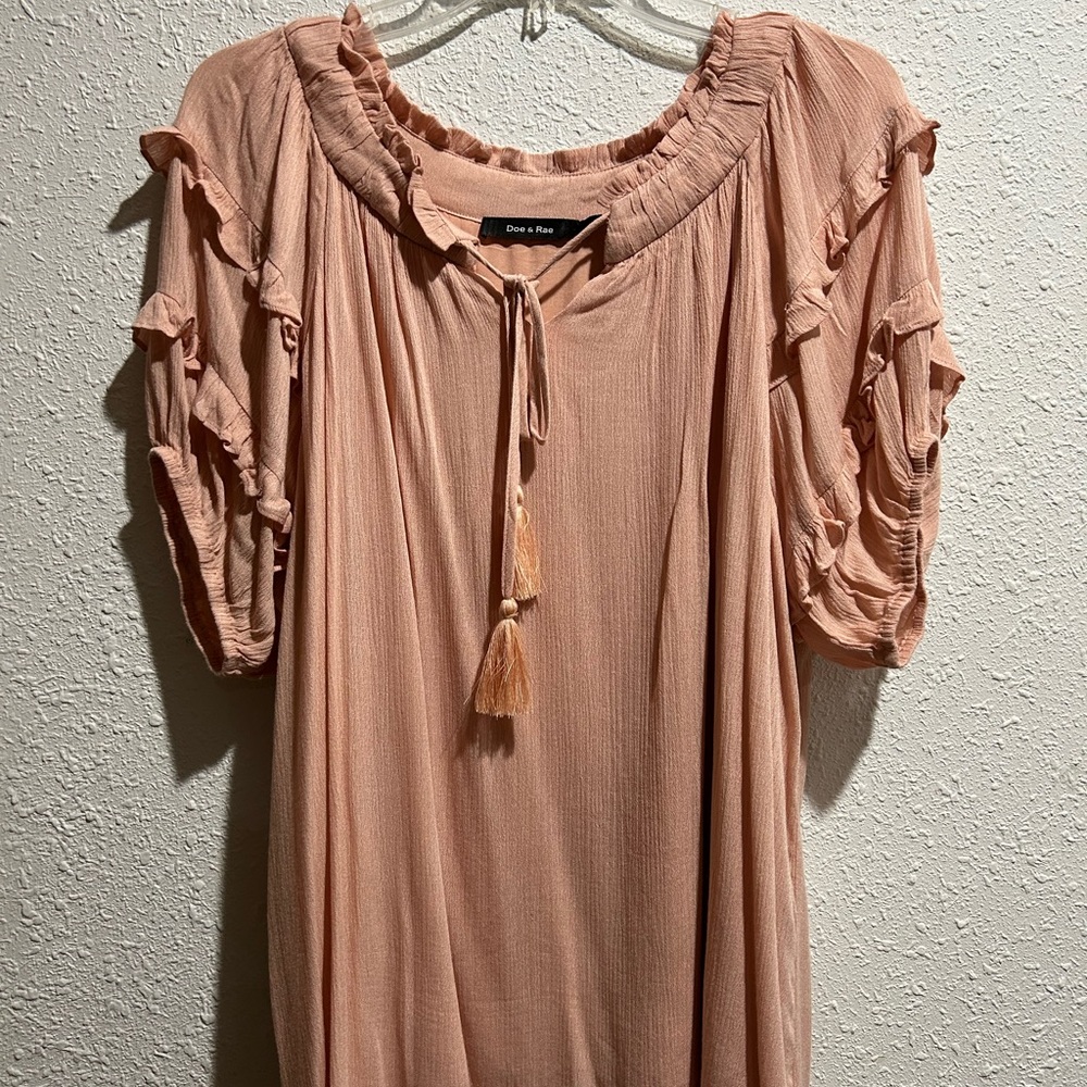 Cute women’s shirt great condition